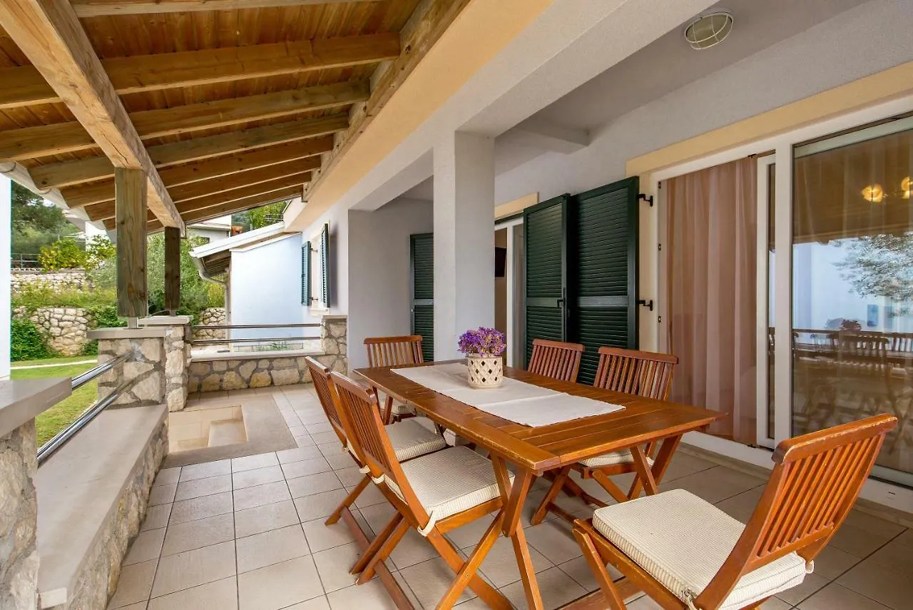 Villas Kampor 0*,  Croatia